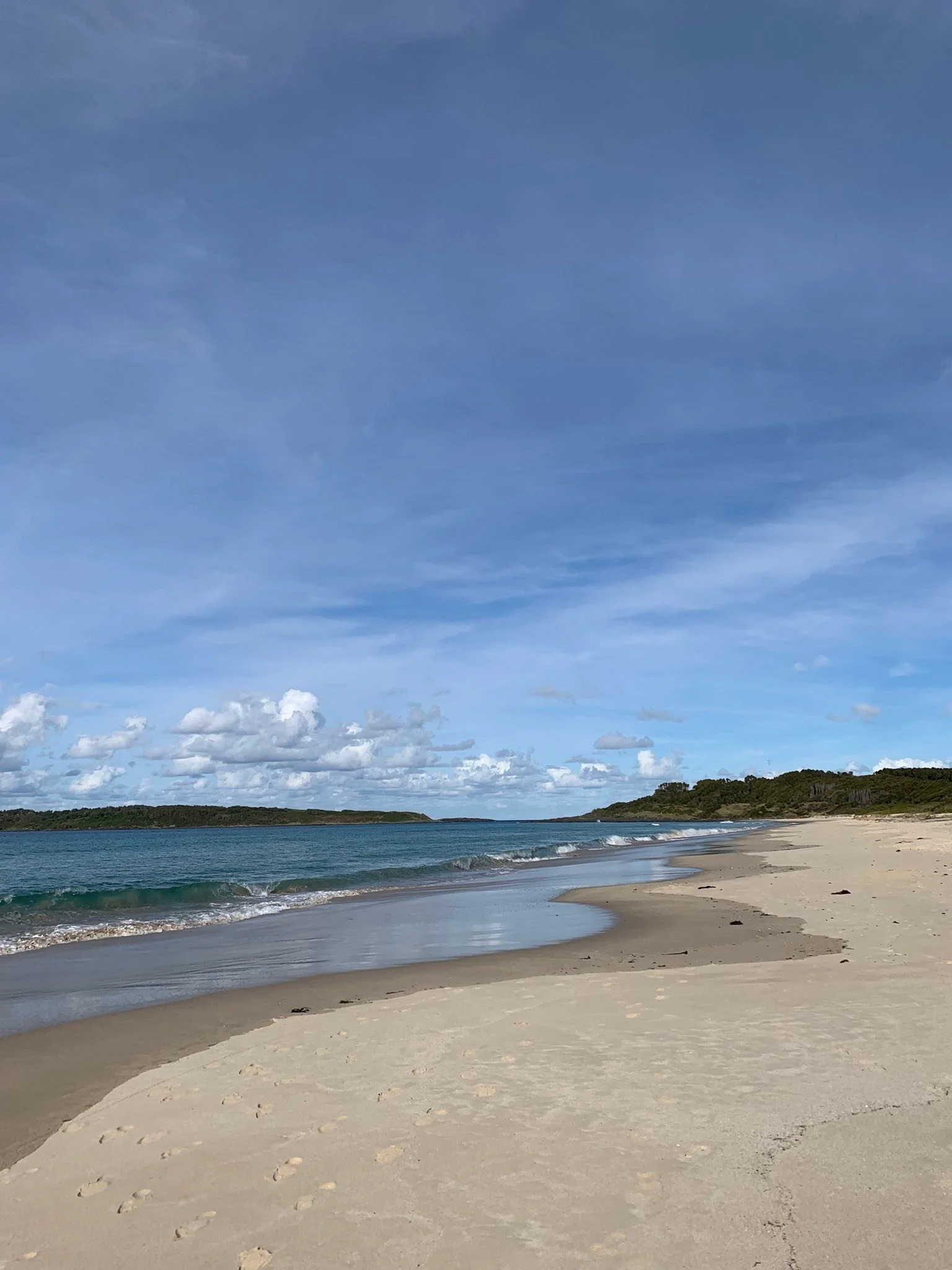 Perfect winter swims at Bawley.. clear and cold.
Am def noticing the difference in temp between Sydney and the South coast !