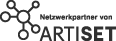 Ein schwarzer Notizzettel mit der Aufschrift 'Natikapresse' auf einem weißen Hintergrund, darunter ein Logo mit einem schwarzen Punkt und Text 'ARTIST'.