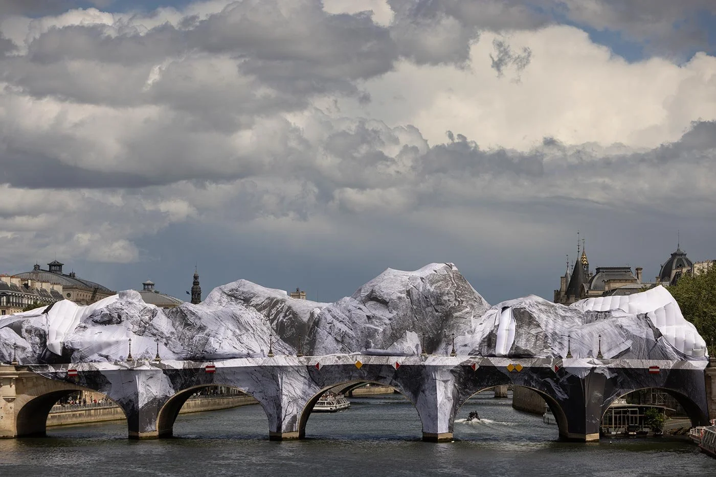 La Caverne du Pont Neuf