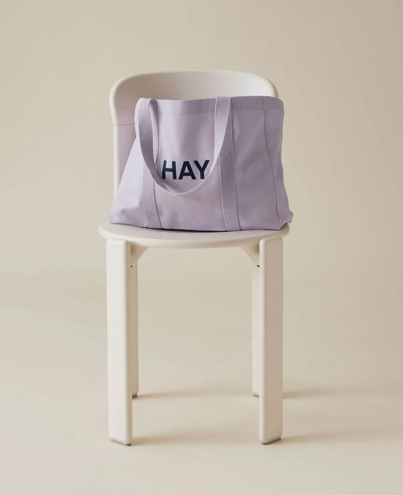 everybody needs a HAY Bag in their life

#bag #shopperbag #keeperconceptstore #z&uuml;rich