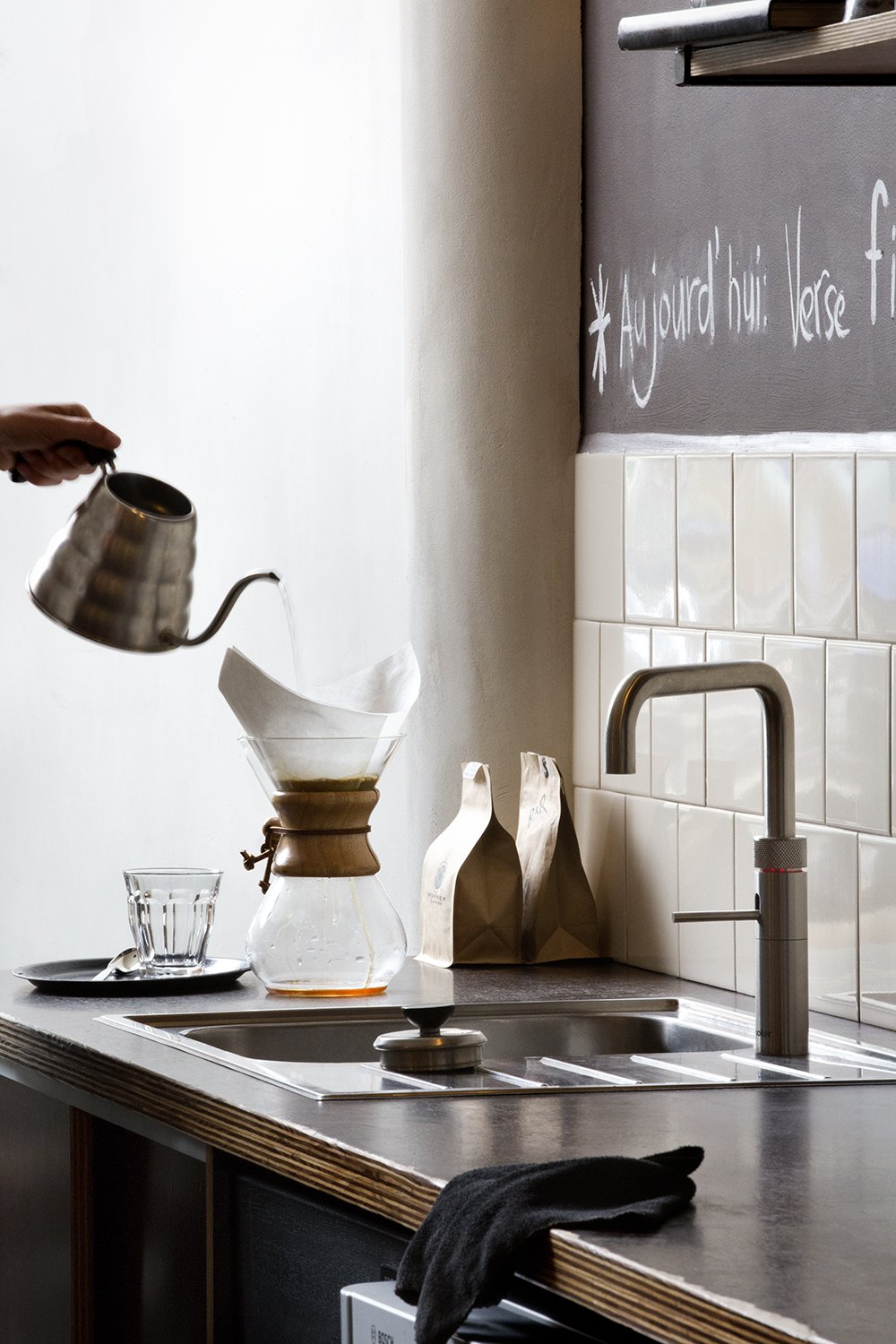 0773 Karel Hopper Fusion Square CHR Coffee Portrait.jpg