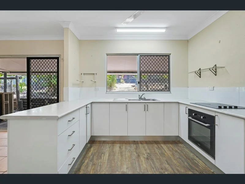81 Essington_03.jpg