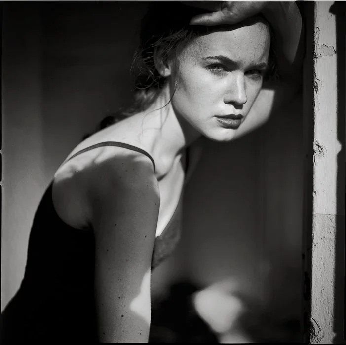 Creating Atmosphere in Your Self-Tapes: Why the Vibe Matters More Than the Location