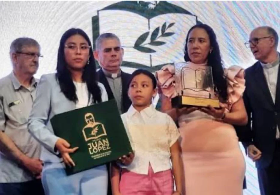 foto telma y ninas.jpeg