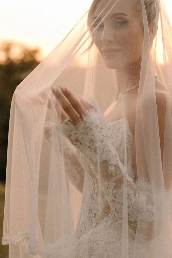 my-lake-como-wedding-italy-bride-gown-lace-planning-planner-organiser-expert-historic-venue-design-concept-service