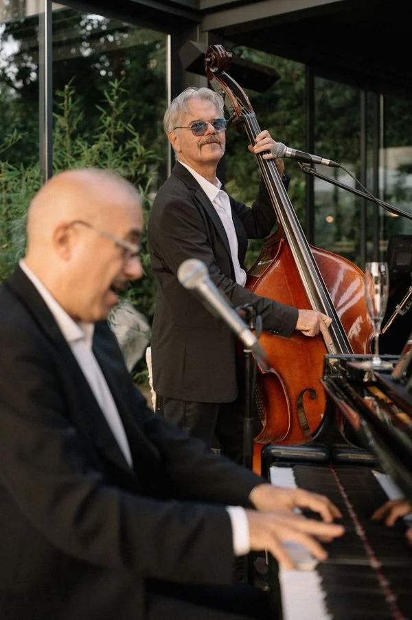 my-lake-como-wedding-italy-planner-organiser-welcome-dinner-event-design-live-music-band-service