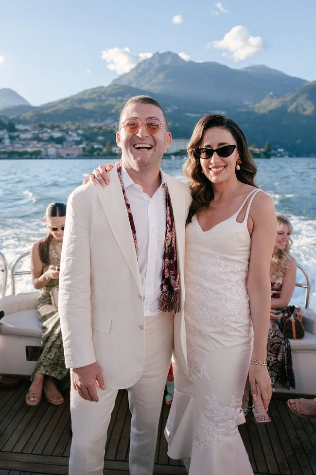 my-lake-como-wedding-italy-bride-groom-rehearsal-event-boat-ride-guests-planning-planner