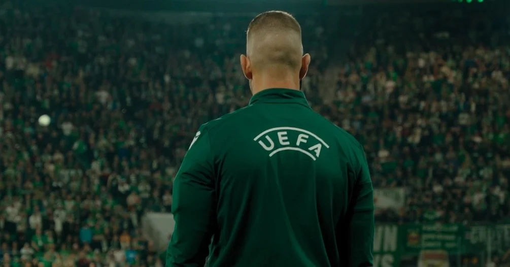 Rapid vs Djugarden Spring 2025 Highlights
-
What. A. Match. Red card, penalty, and overtime goals - drama filled from start to finish! Got to capture it all and only got lightly showered in beer during the celebrations ✌️
-
#footballfilm #cinematogra