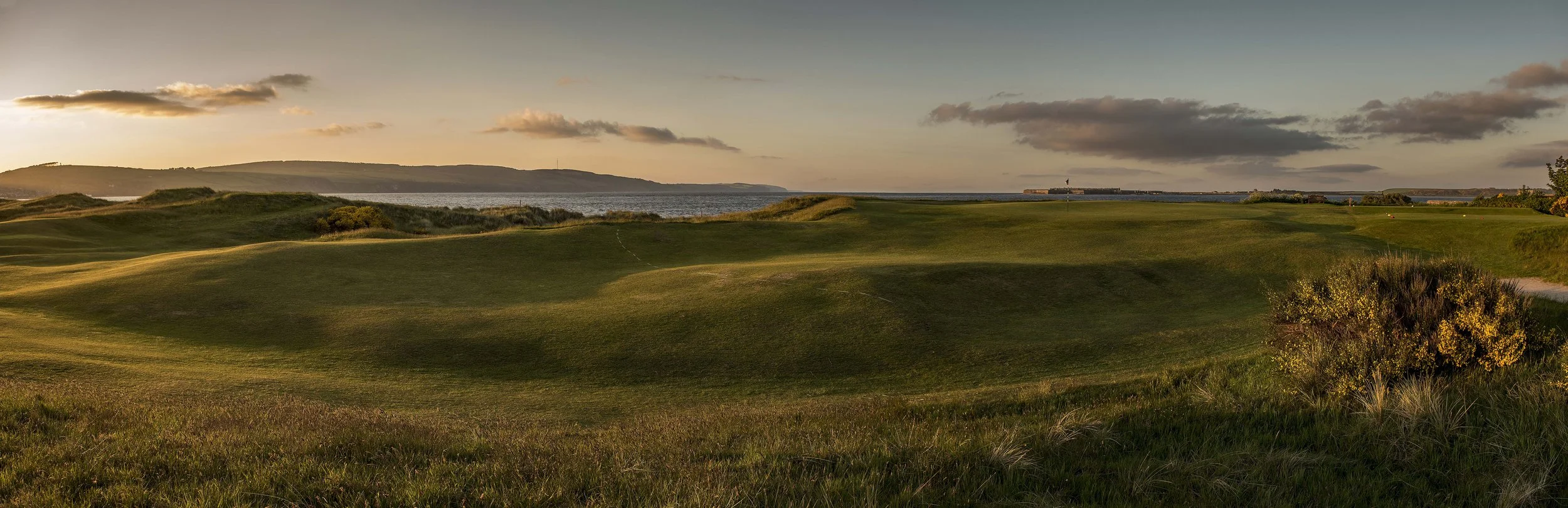 Fortrose & Rosemarkie Golf Links - 4th Hole - Signature Hole & Fort George.jpg