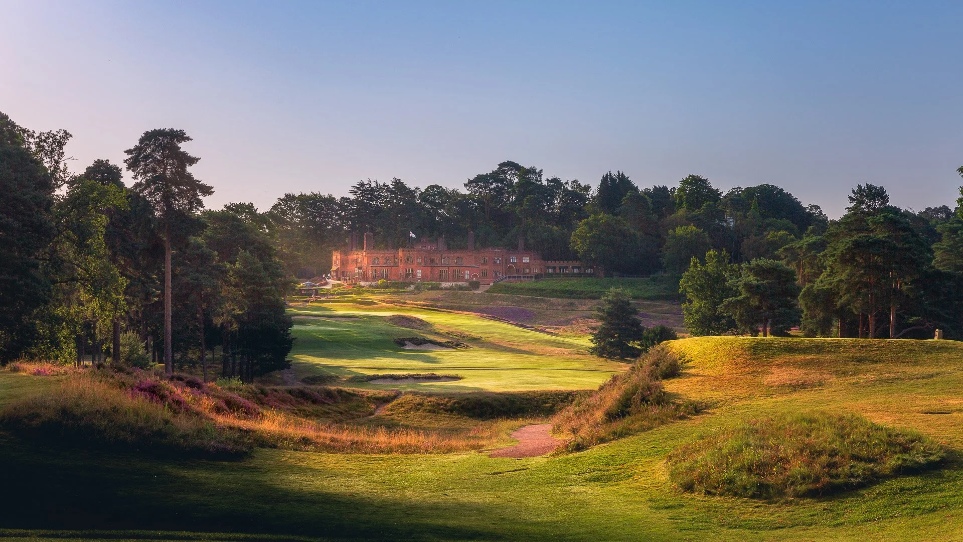 09th-Hole-St-Georges-Hill-Golf-Club-2607-Edit-2.jpg