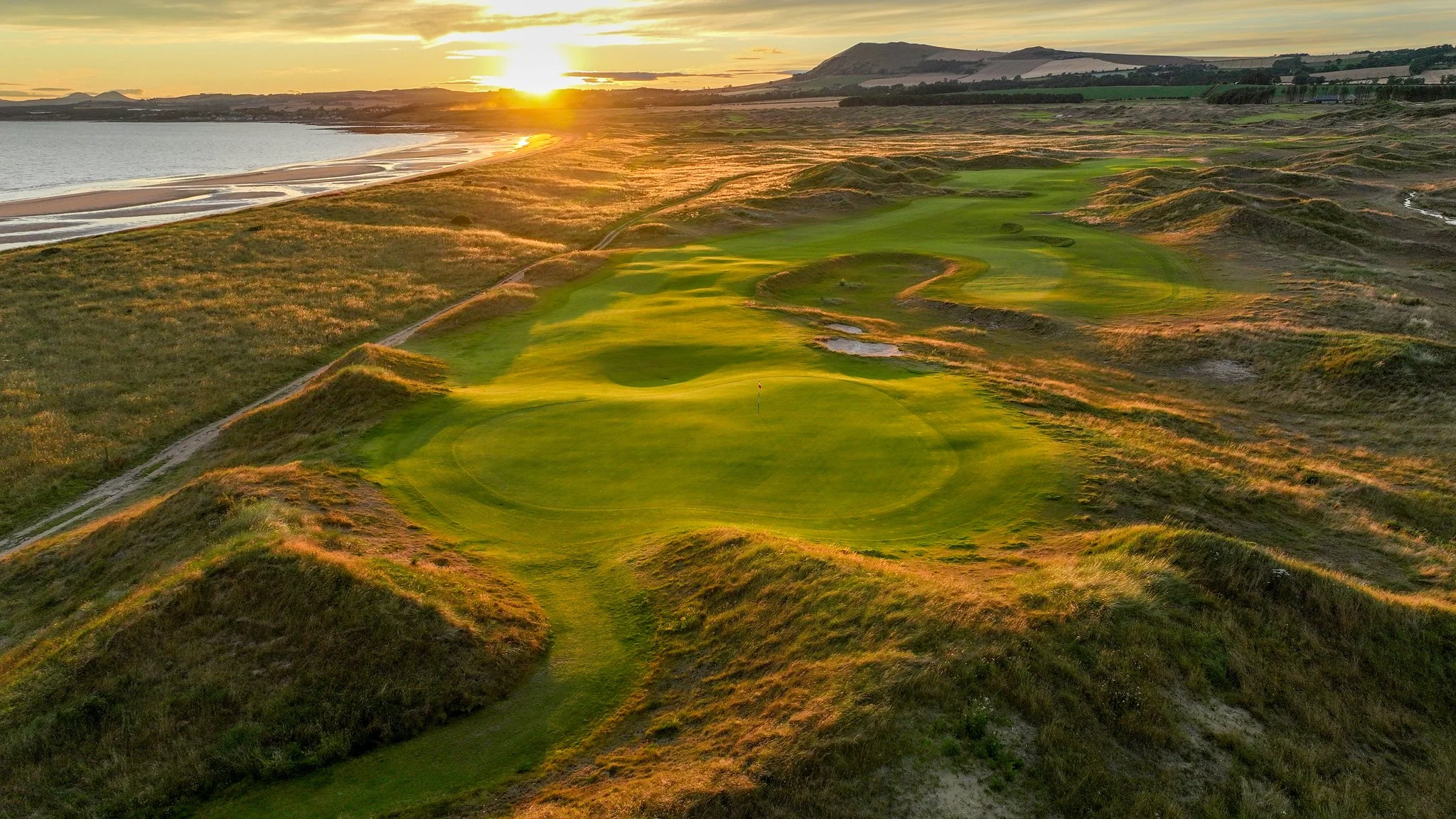 © Gary Lisbon, courtesy of Dumbarnie Links