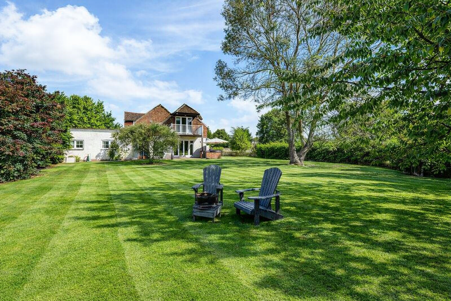 Foxes Path, Sutton Green