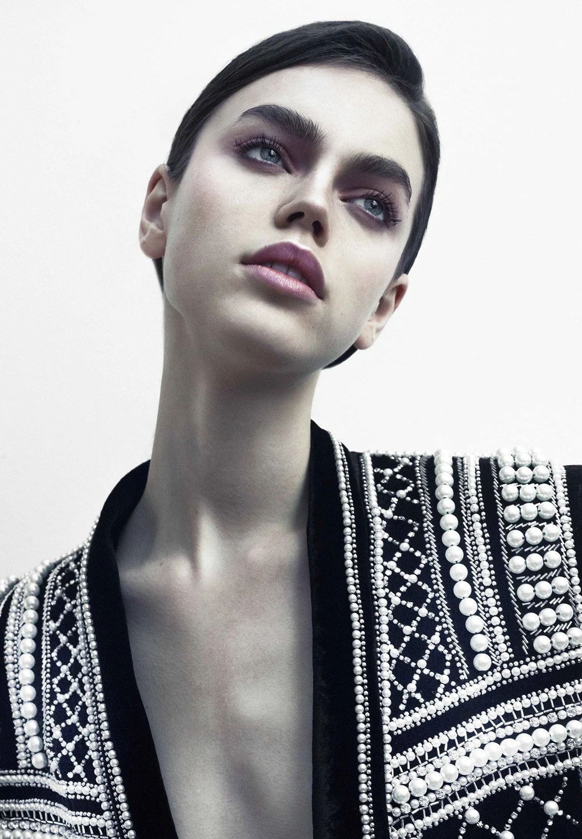 Model: Eva Hooft at Monster Management
Photo: David Ajkai
Style: Nicolas Bartolamasi
Makeup: Viktoria Kovacs