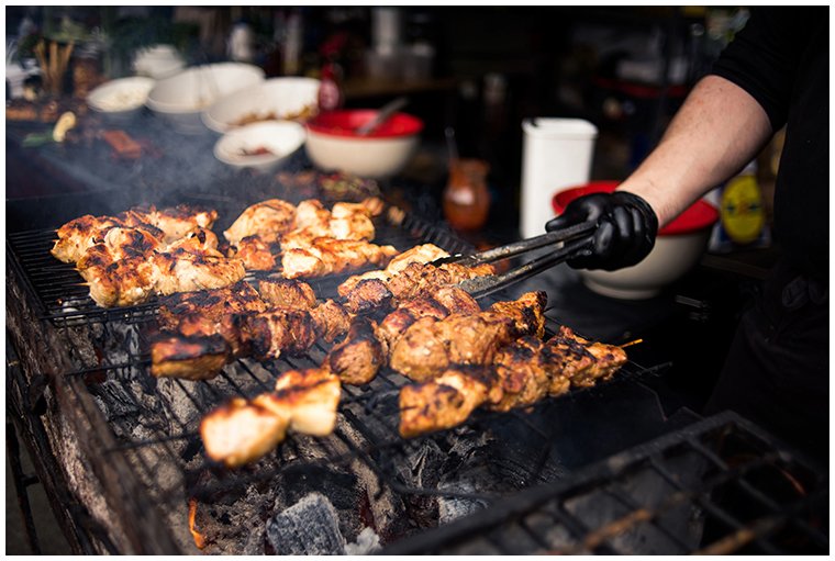 chicken-skewers-on-glamping-event-catering-barbecue.jpg