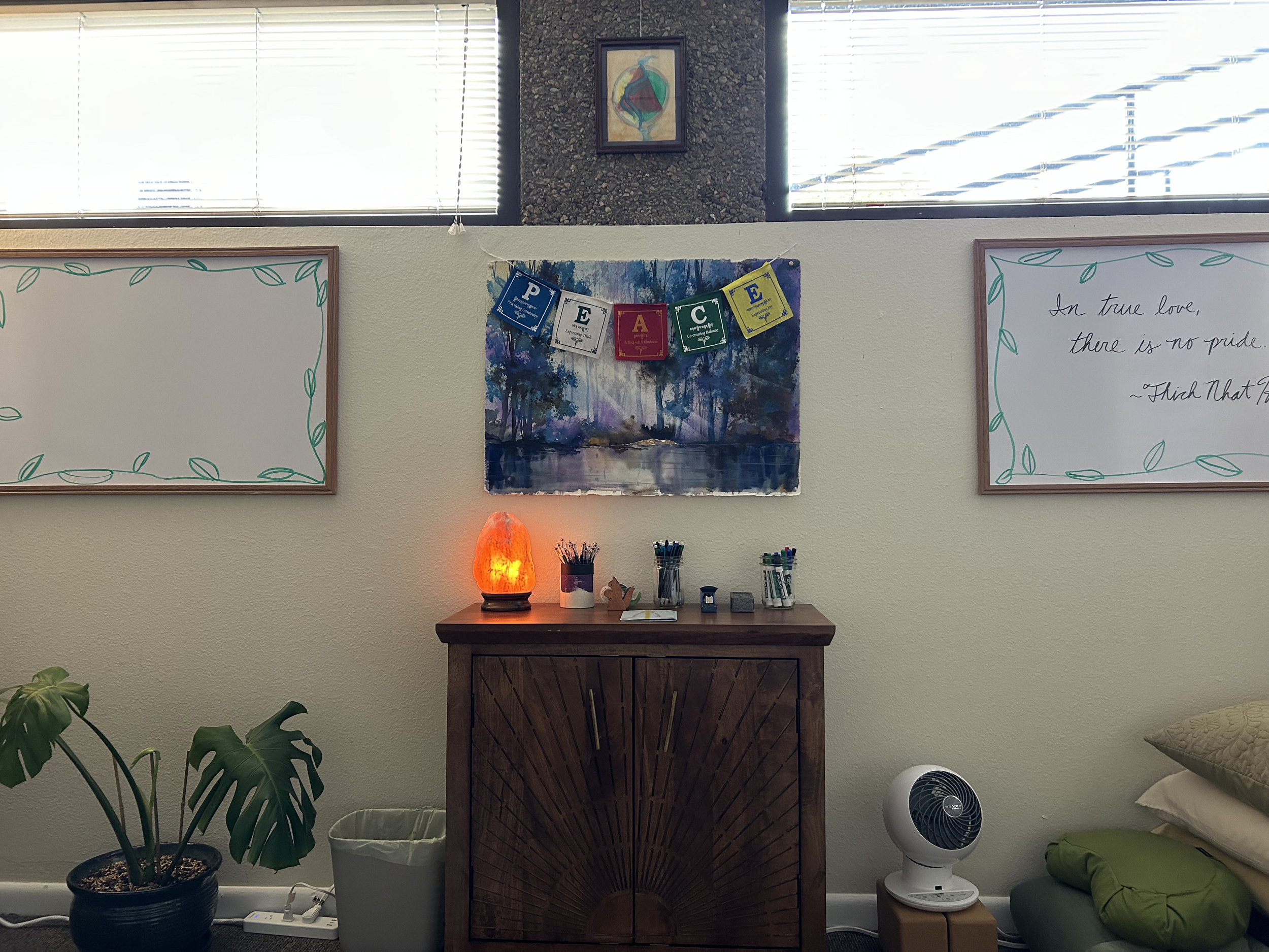 office_peace.png
