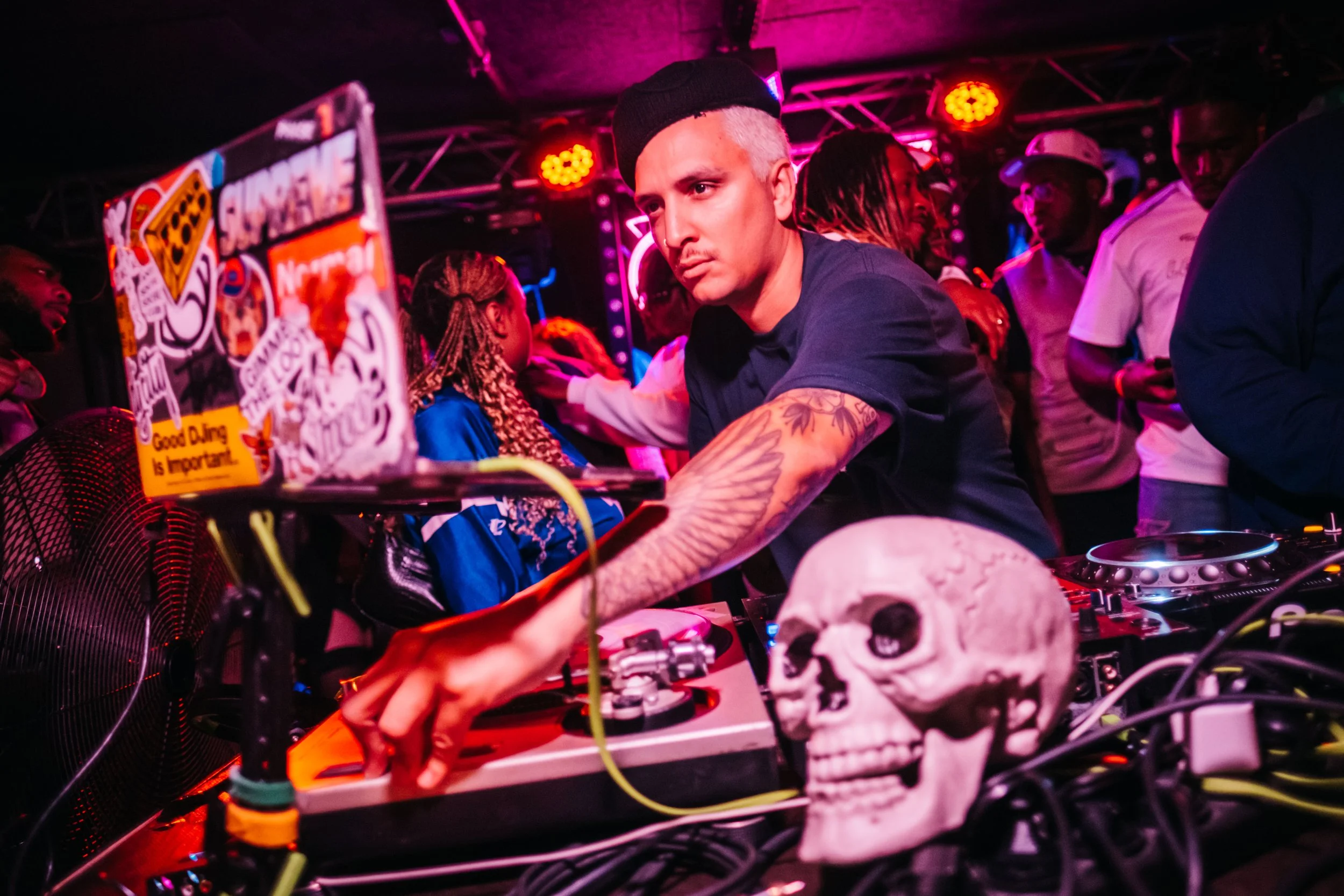 Copie de CLASSICS ONLY HALLOWEEN by Damien Paillard-5.jpg