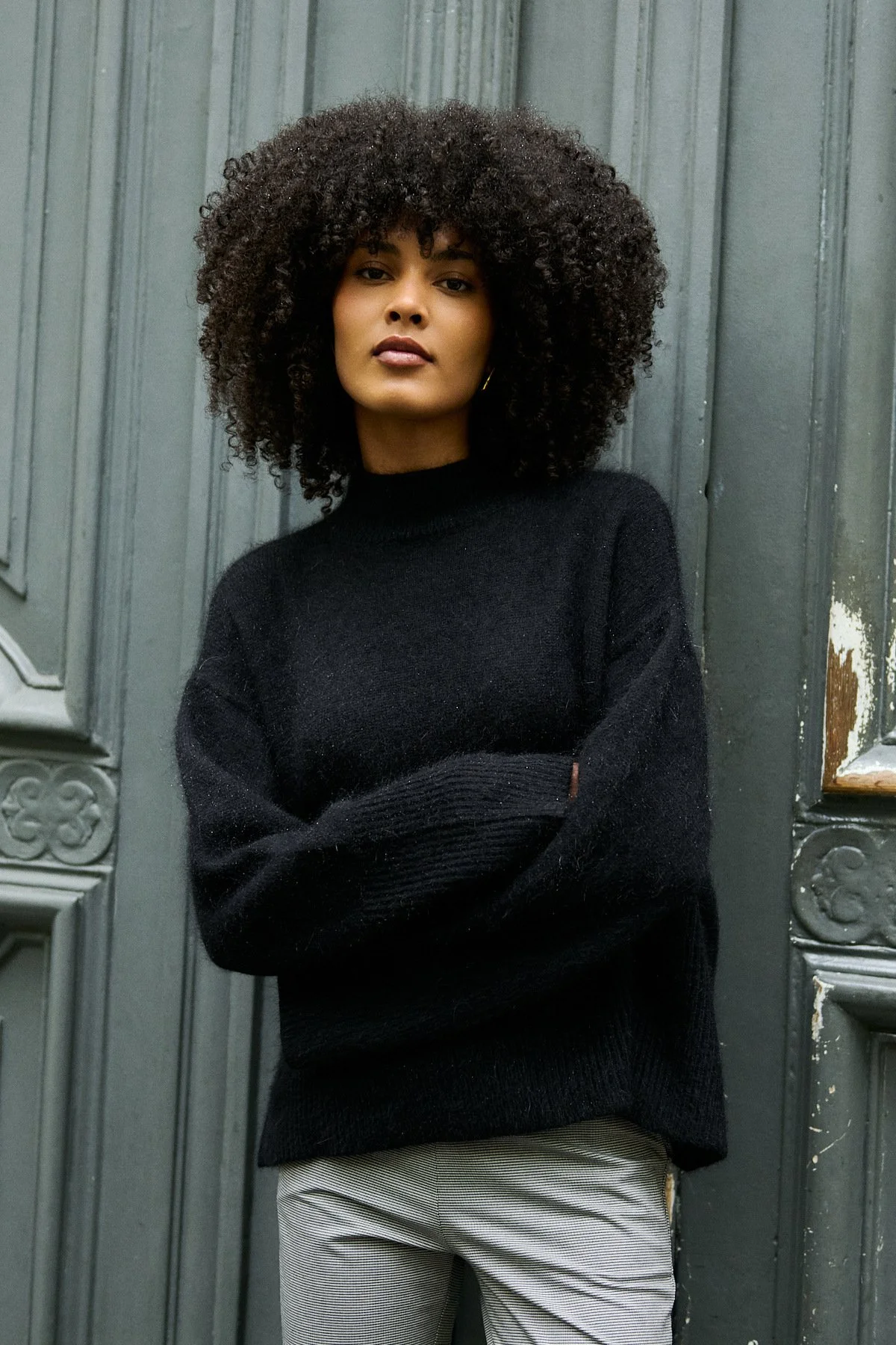 pull-en-angora-col-montant_noir_68dbde2a729ed.jpg