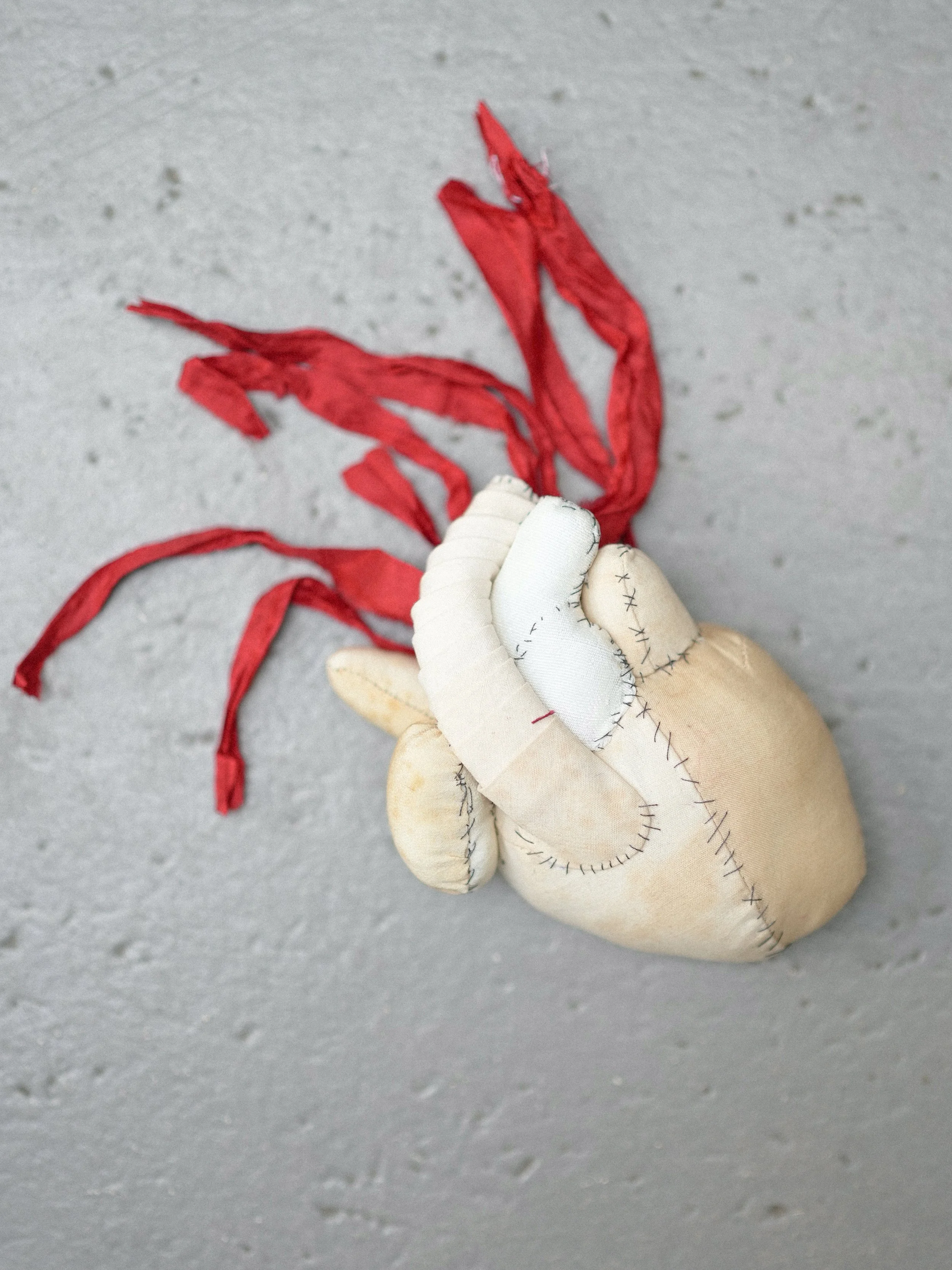 Archivio J.M. Ribot Heart Pin