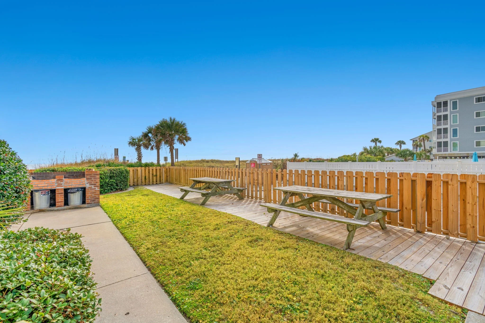 95-web-or-mls-A Place At The Beach VI (2).jpg