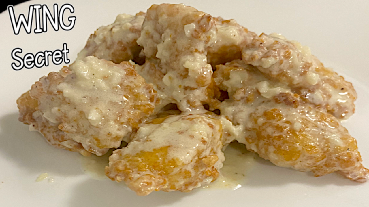 CRAVING CRISPY Garlic Parmesan Boneless Wings NOW?