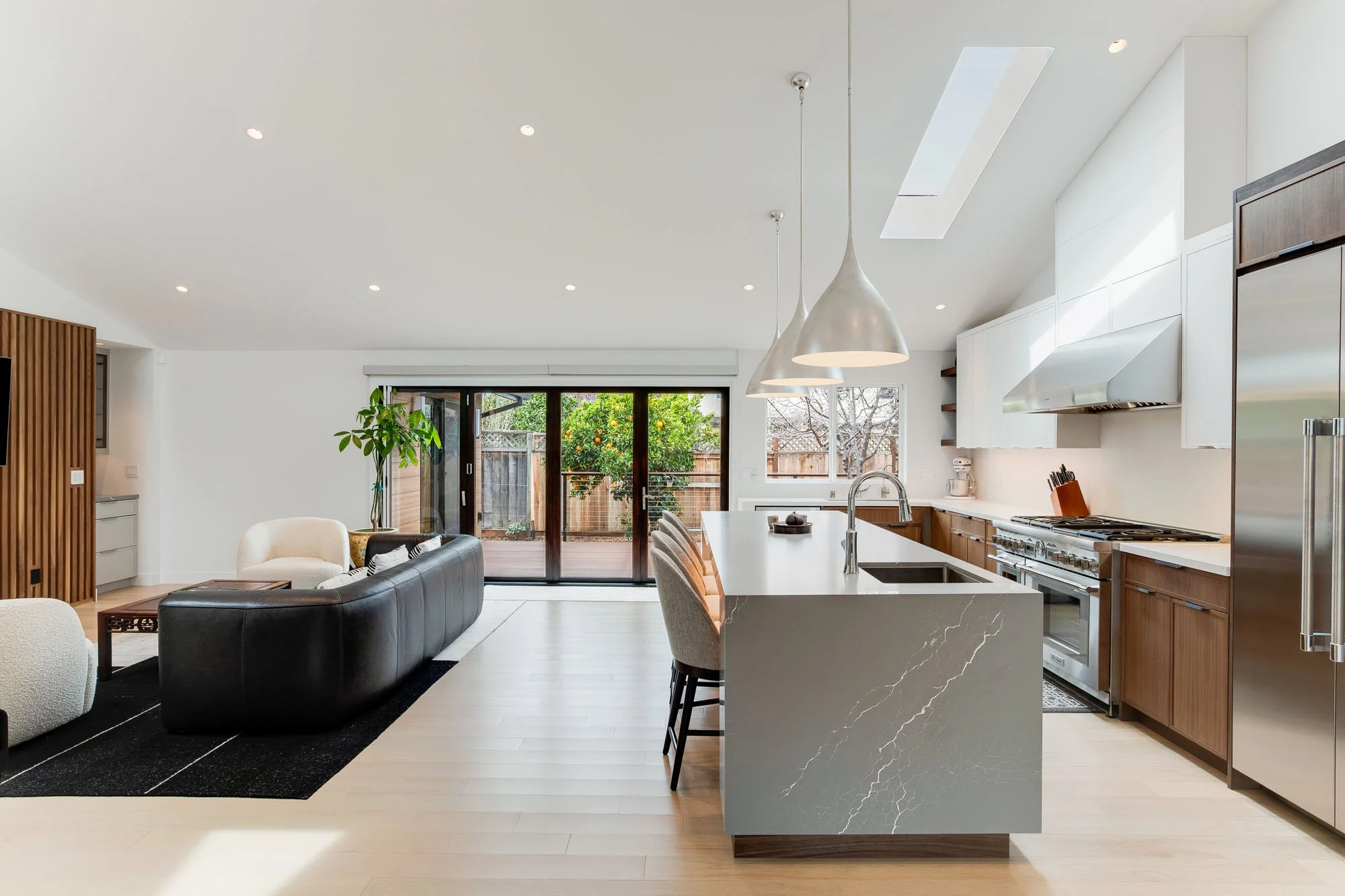 ojanen-chiou-architects-residential-remodel-addition-mountain-view-great-room-1.jpg