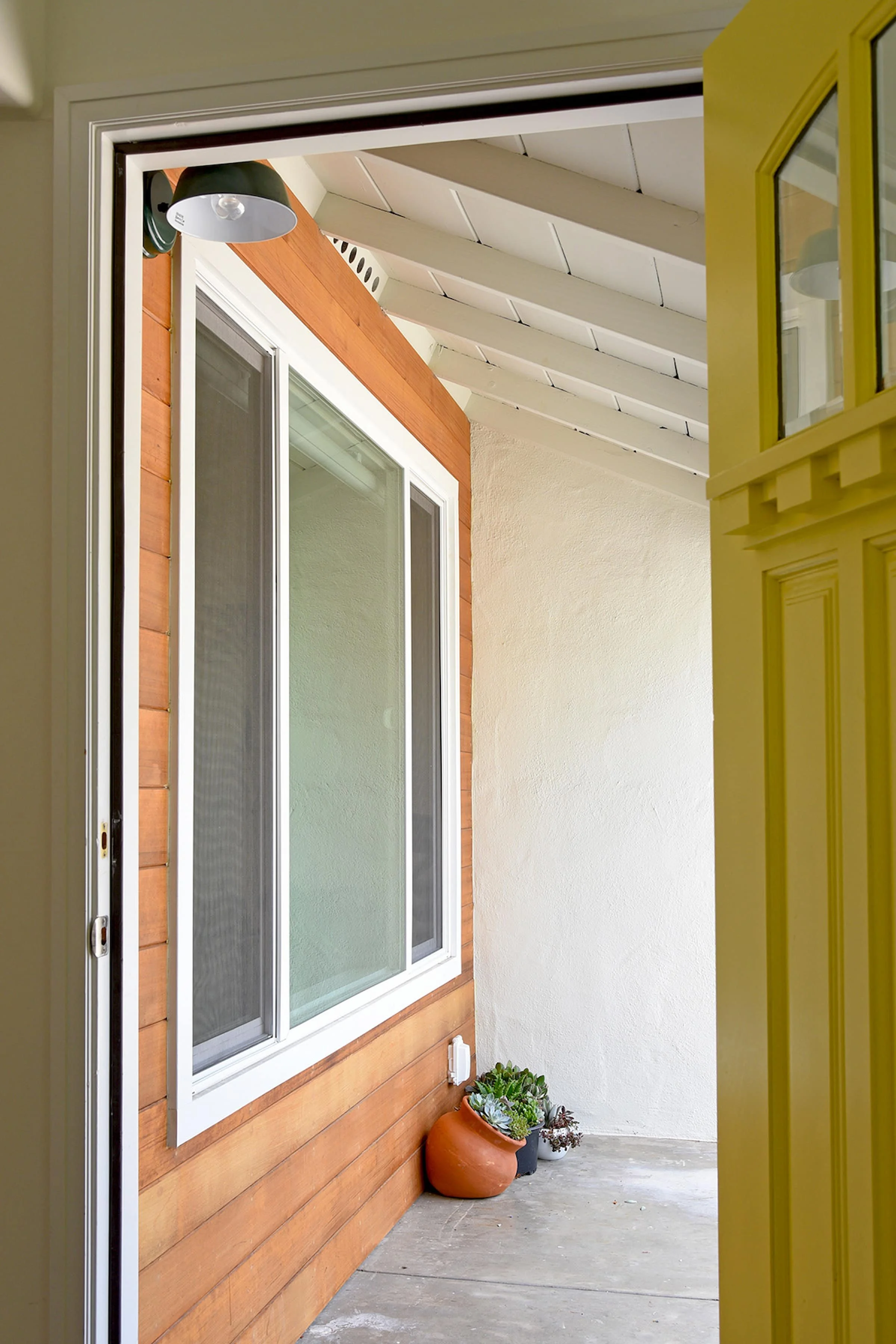 ojanen-chiou-architects-residential-remodel-sunnyvale-remodel-addition-entry.jpg