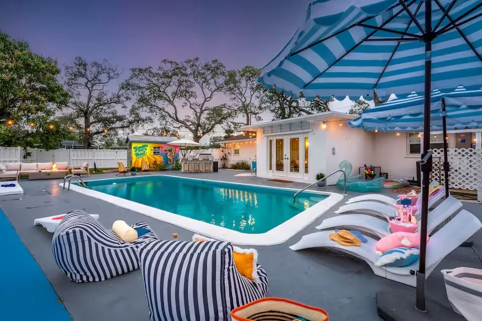 Sassy Seahorse - Bradenton Florida15.jpg