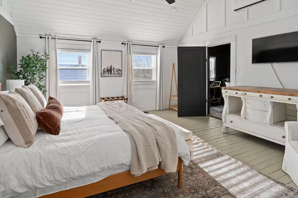 Bourbon Trail Tavern - Lawrenceburg Kentucky6.jpeg.jpg