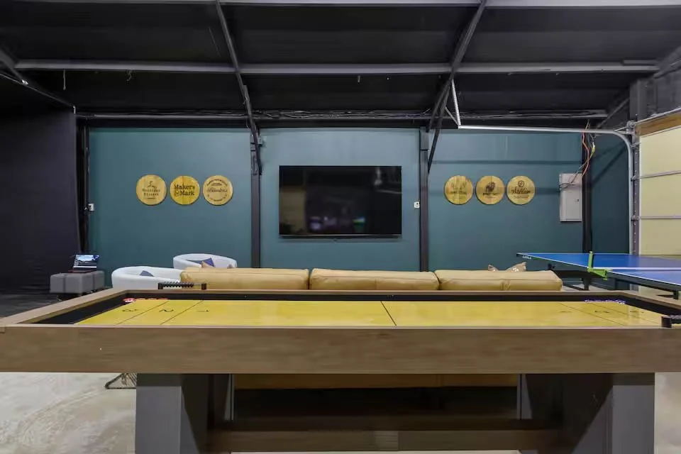 Flint Ridge - Shelbyville, Kentucky42.jpeg.jpg