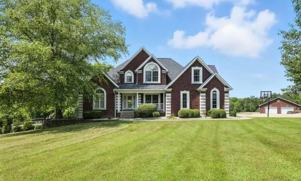 Flint Ridge - Shelbyville, Kentucky24.jpeg.jpg