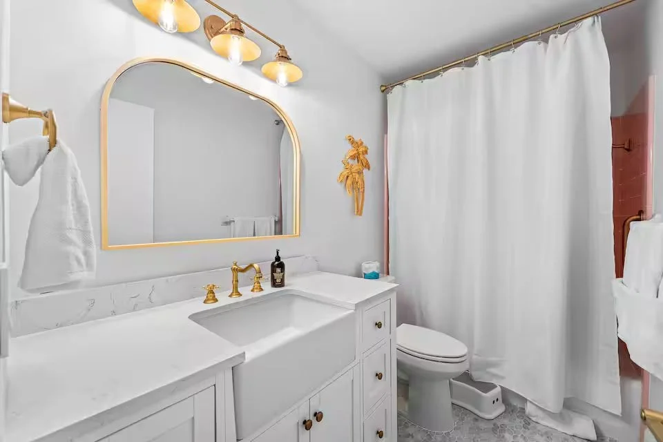 Sassy Seahorse - Bradenton Florida7.jpg