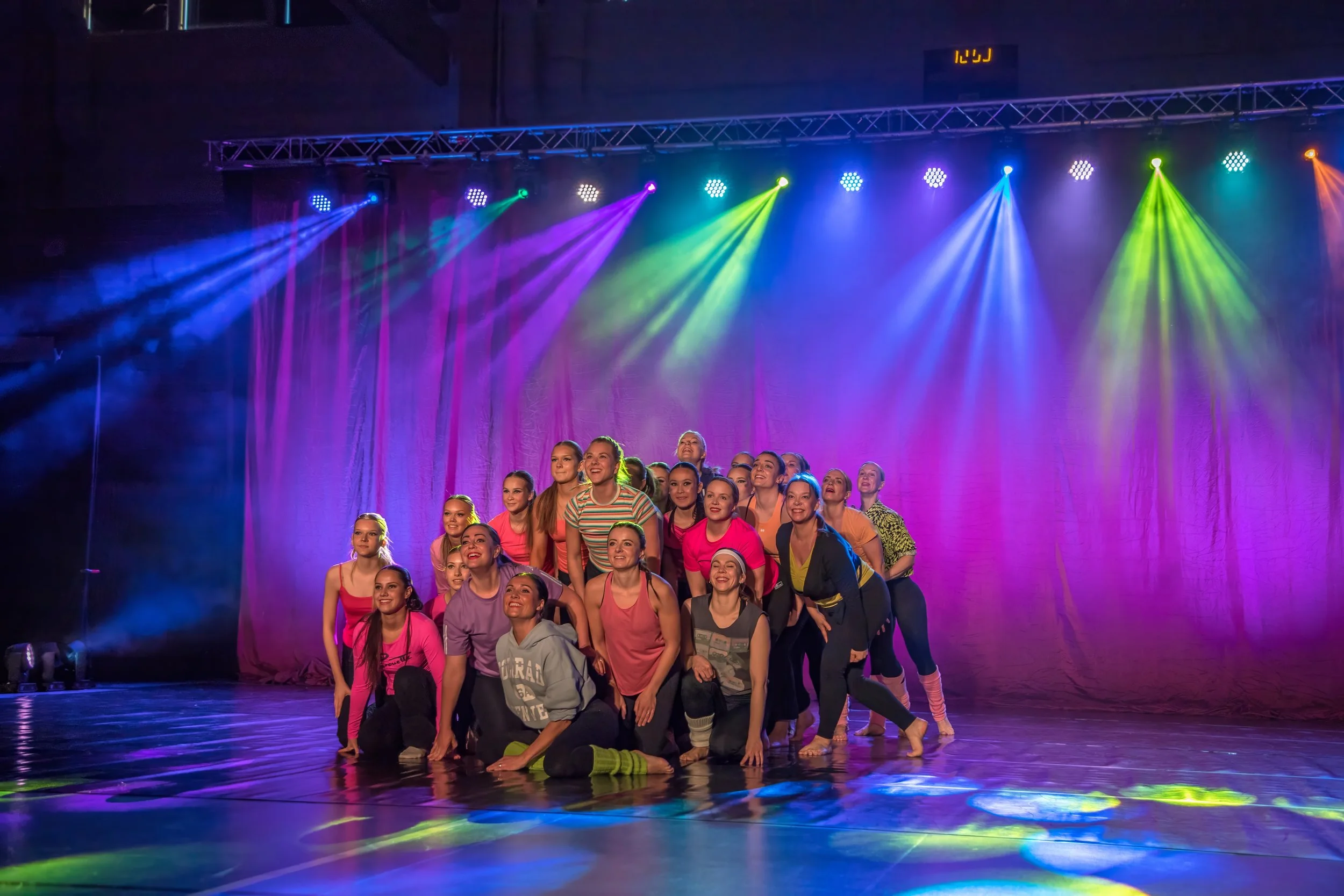 Trioli 25v Joulu näytös VALOKUVAT 15_12_2024 (87).jpeg