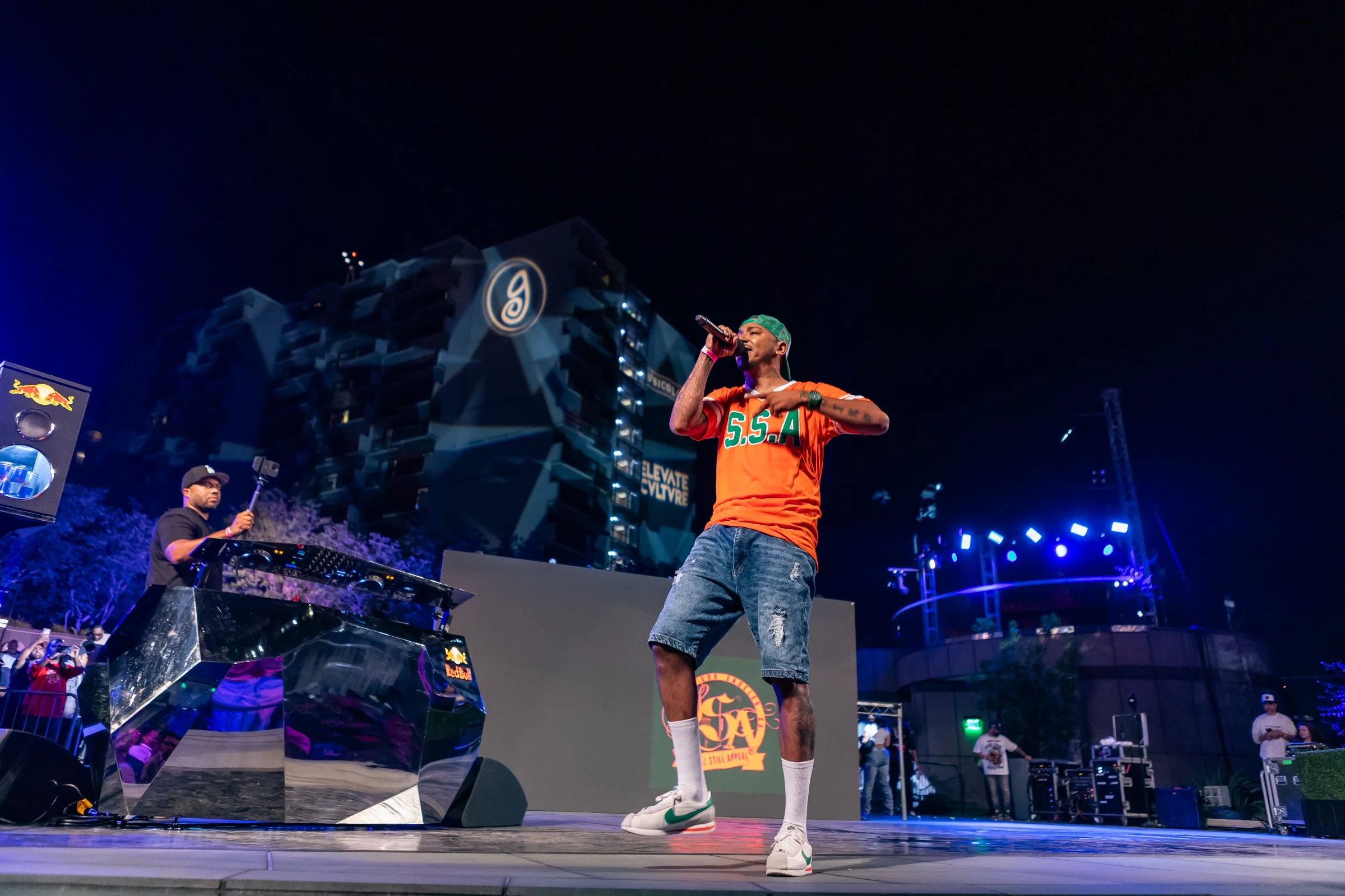 Grand Performance