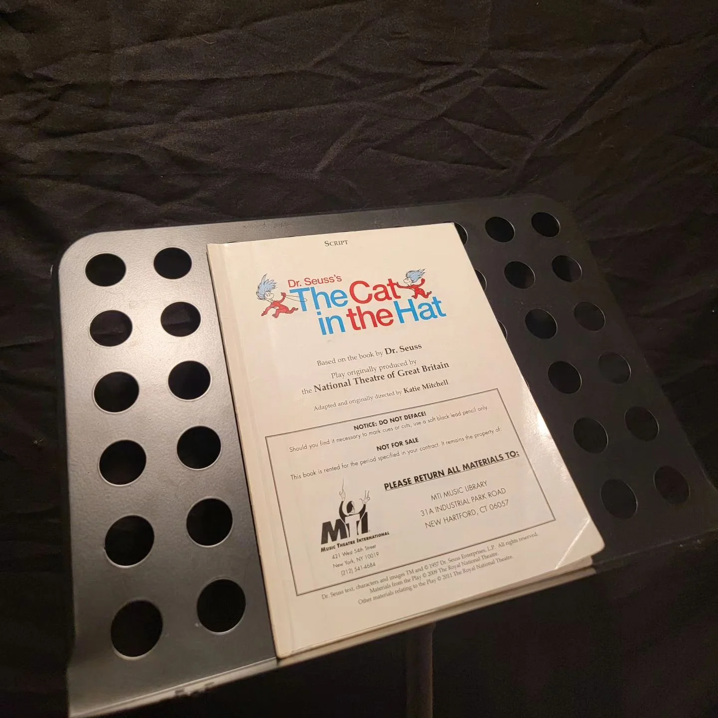 So excited to be back at Niagara Arts and Culutural Center in Cat in the Hat, directed by Kevin Leary running June 8-23!! I'll be playing the Fish!