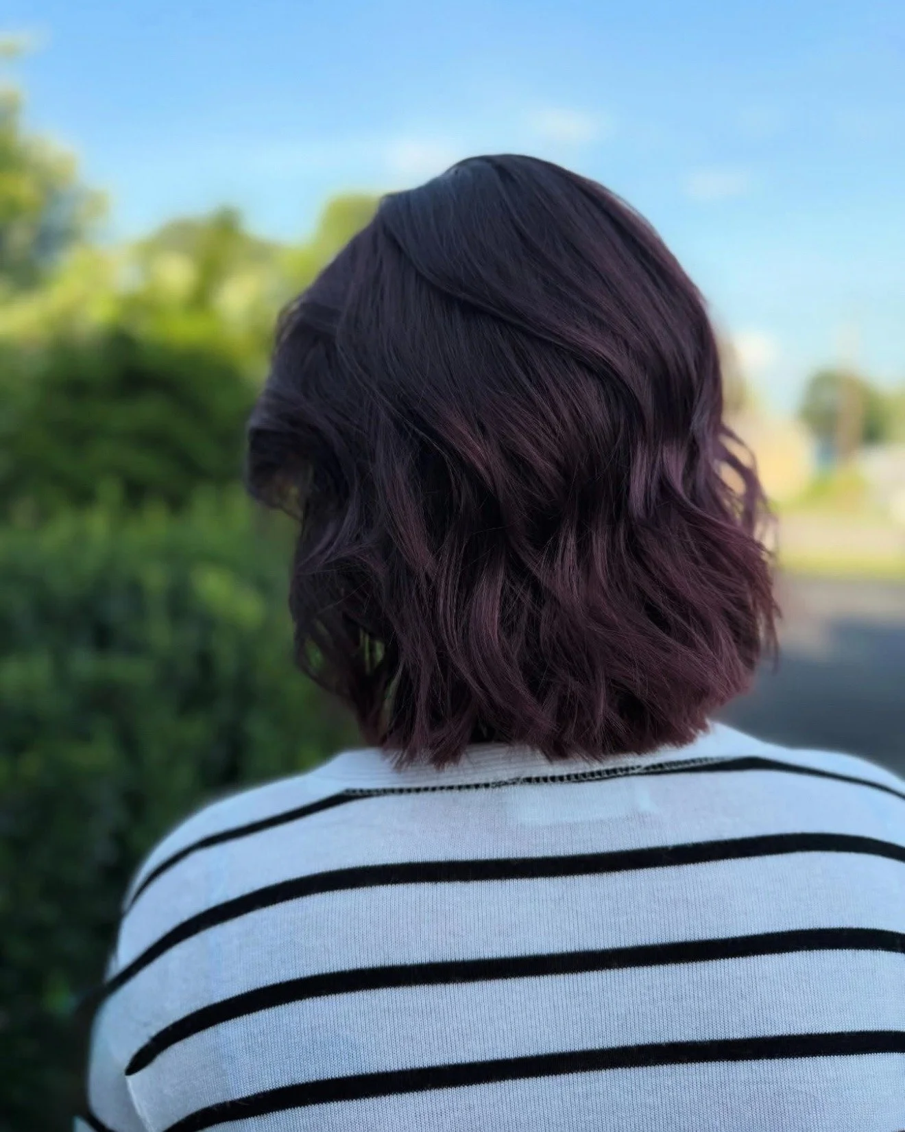 Beauty is more than skin deep, but having a good stylist helps!

We at Roots believe that beauty should be affordable. We have multiple levels of stylists available to take care of all your beauty needs. Each level of stylists are highly trained. Sty