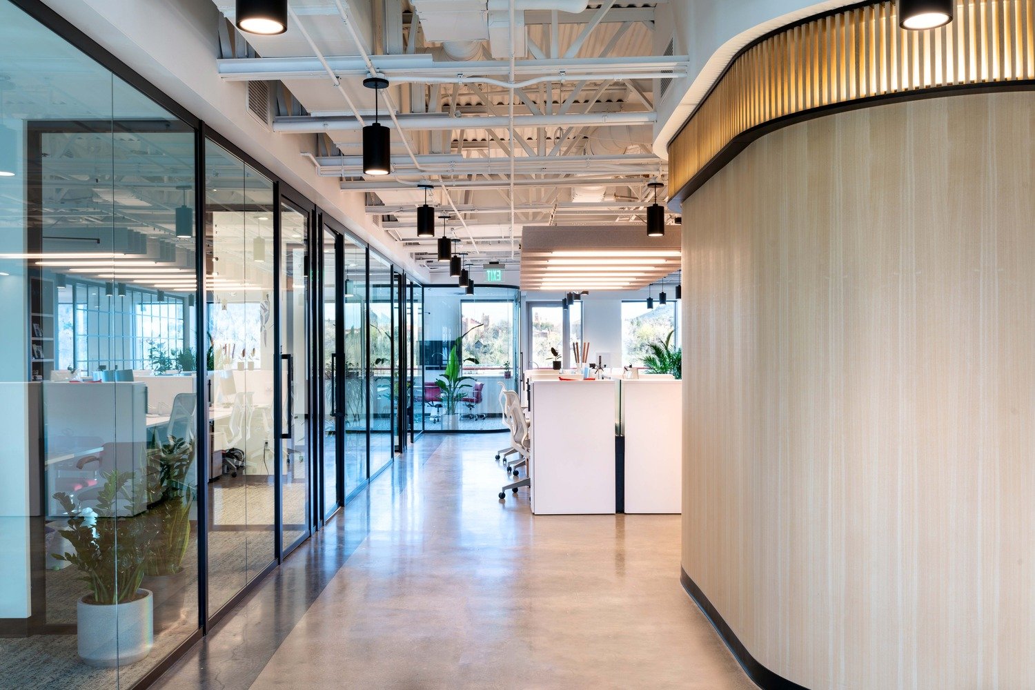 07 Workspace Corridor.jpg