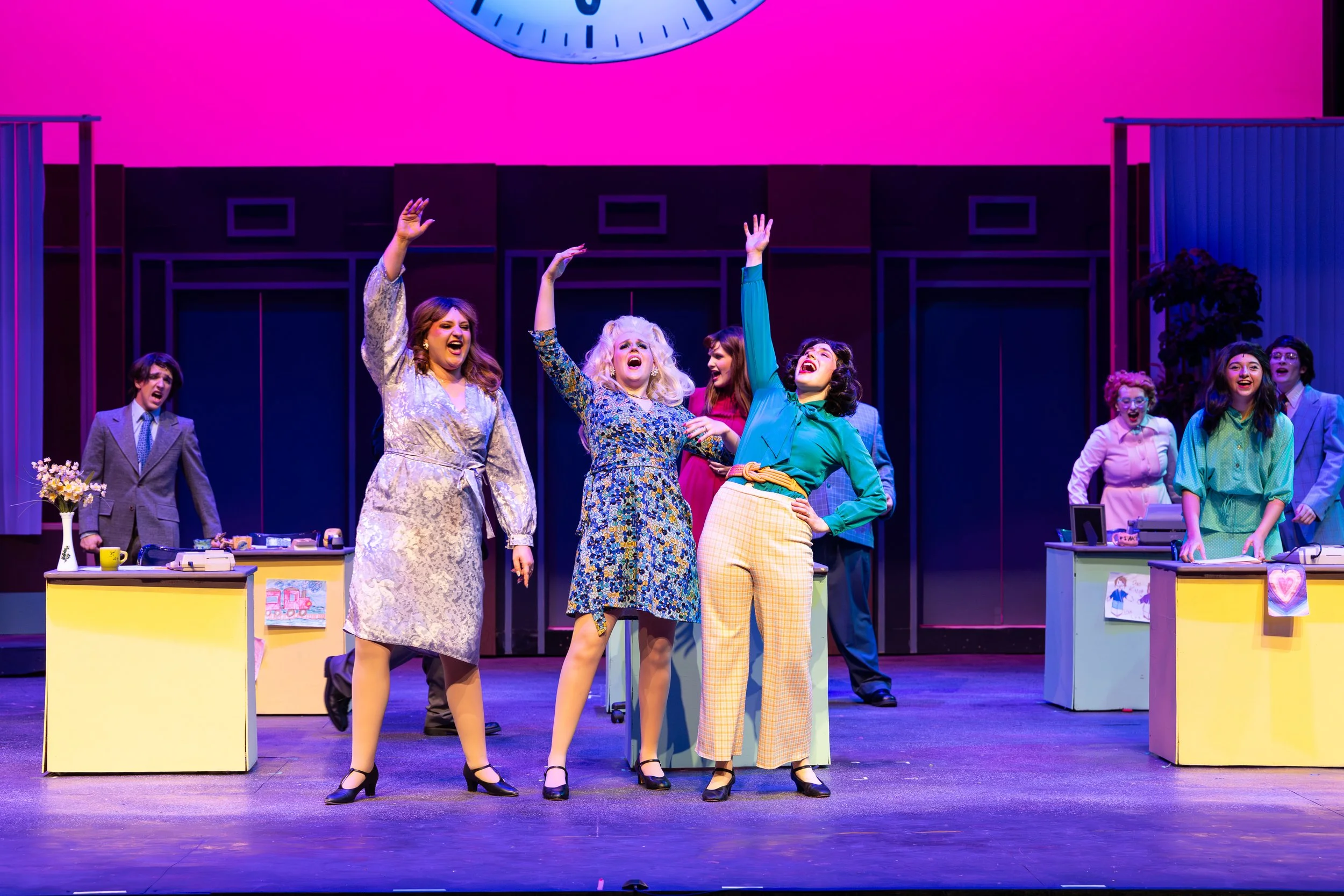 9 to 5