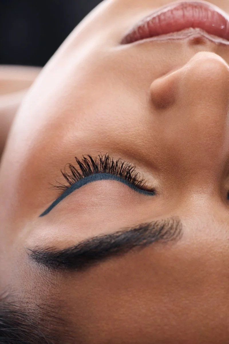 ILIA_2026_THRU-LINE-EYELINER_CAMPAIGN_LINE_DEFINE_ANJALI_0178.JPG