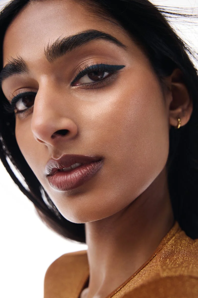 ILIA_2026_THRU-LINE-EYELINER_CAMPAIGN_LINE_DEFINE_ANJALI_0306.JPG
