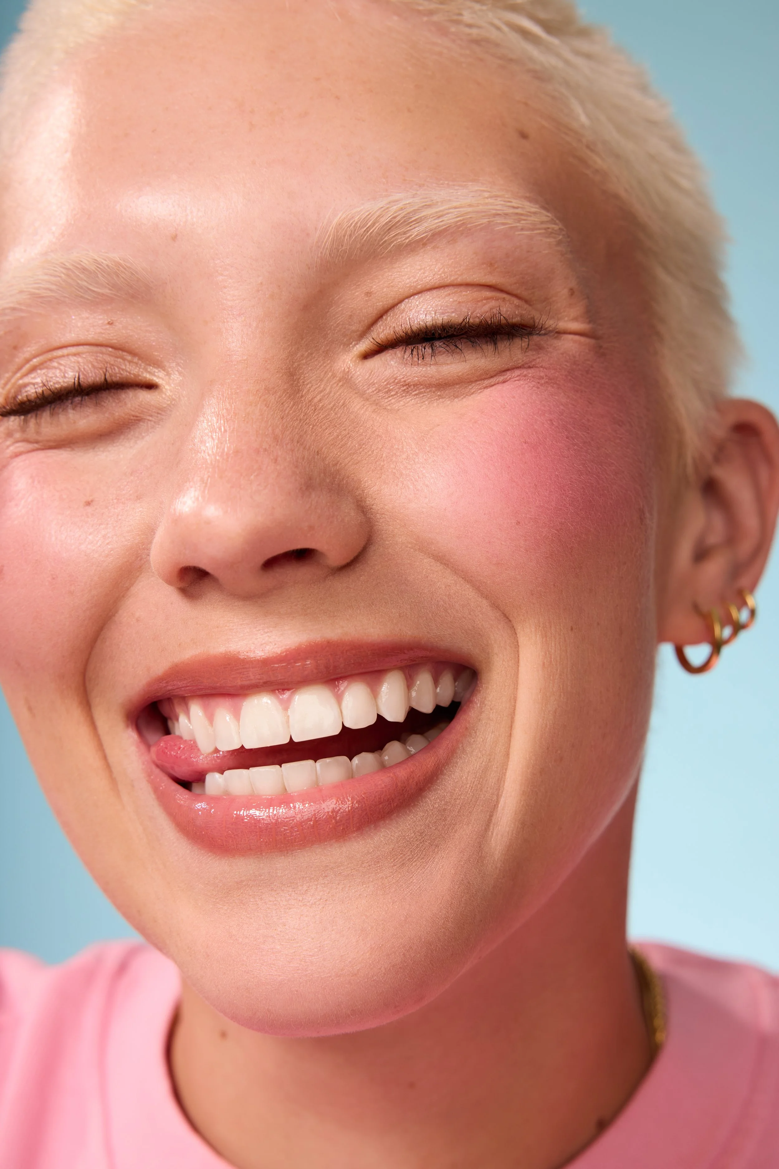 Shot03_GetSetBlush_OnFigure_MalibuCooler_Deprise_0024 done.jpg