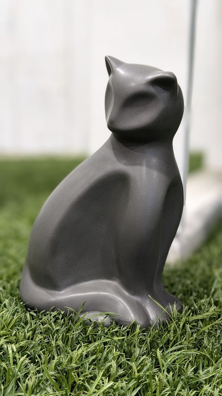 Cat Urn_2.jpg