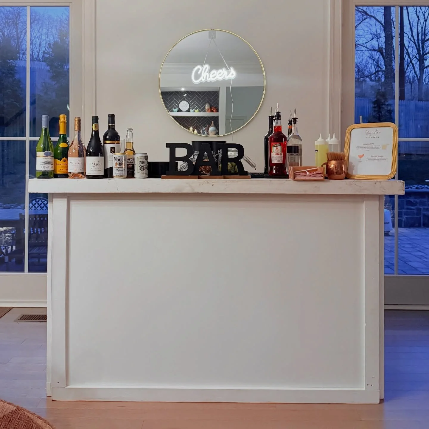 Which pop up bar are you choosing for your next event? 
Makayla&rsquo;s Pop-Up Bar (Wooden) or Mike&rsquo;s Pop-Up Bar (White)?