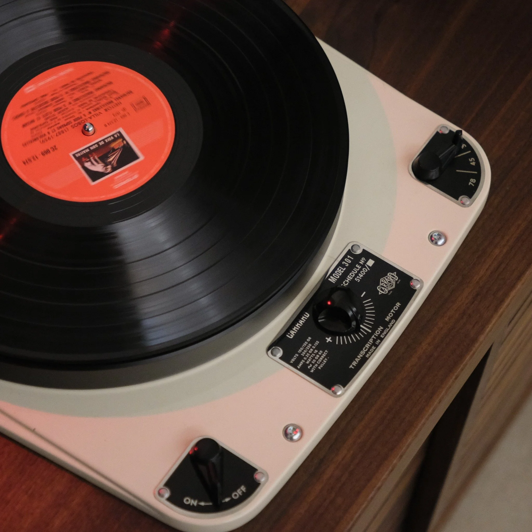 EMT &ndash; Bringing Professional Studio Technology to Your Home.

We&rsquo;re currently breaking in the EMT HSD006 cartridge on our Garrard 301 idler-drive / Sorane ZA-12 combination &mdash; and what a remarkable experience it is.

The HSD006, long 