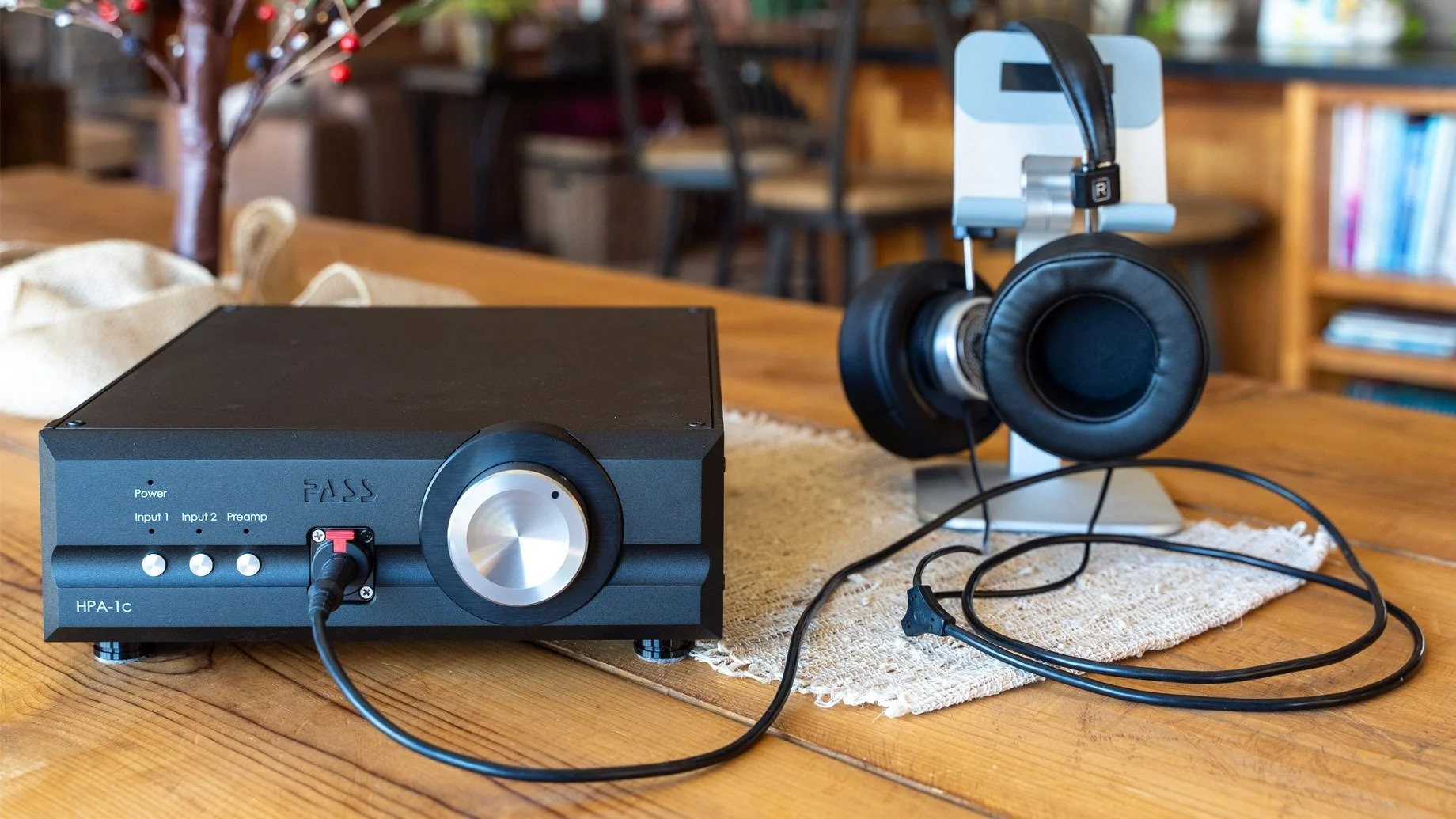 Walden High-End Audio HPA-1c 3.jpg