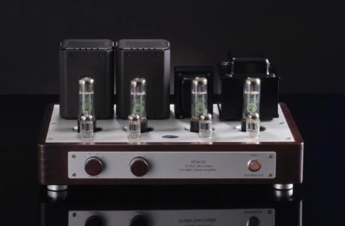 Aurorasound’s New HFSA-02. An Amplifier Outside the Ordinary 