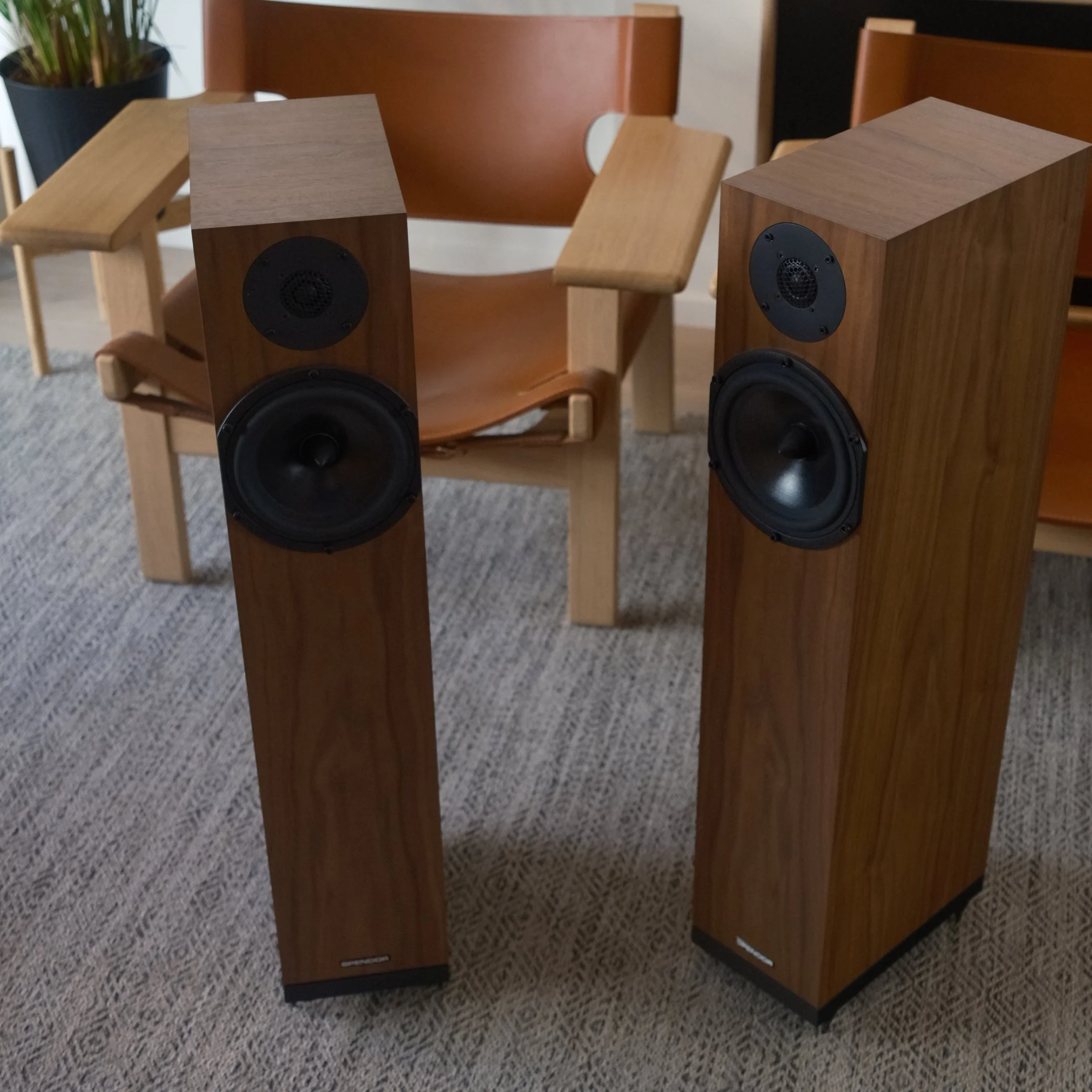 Walden High-End Audio Spendor A4 Floorstanding Speaker 2.jpg