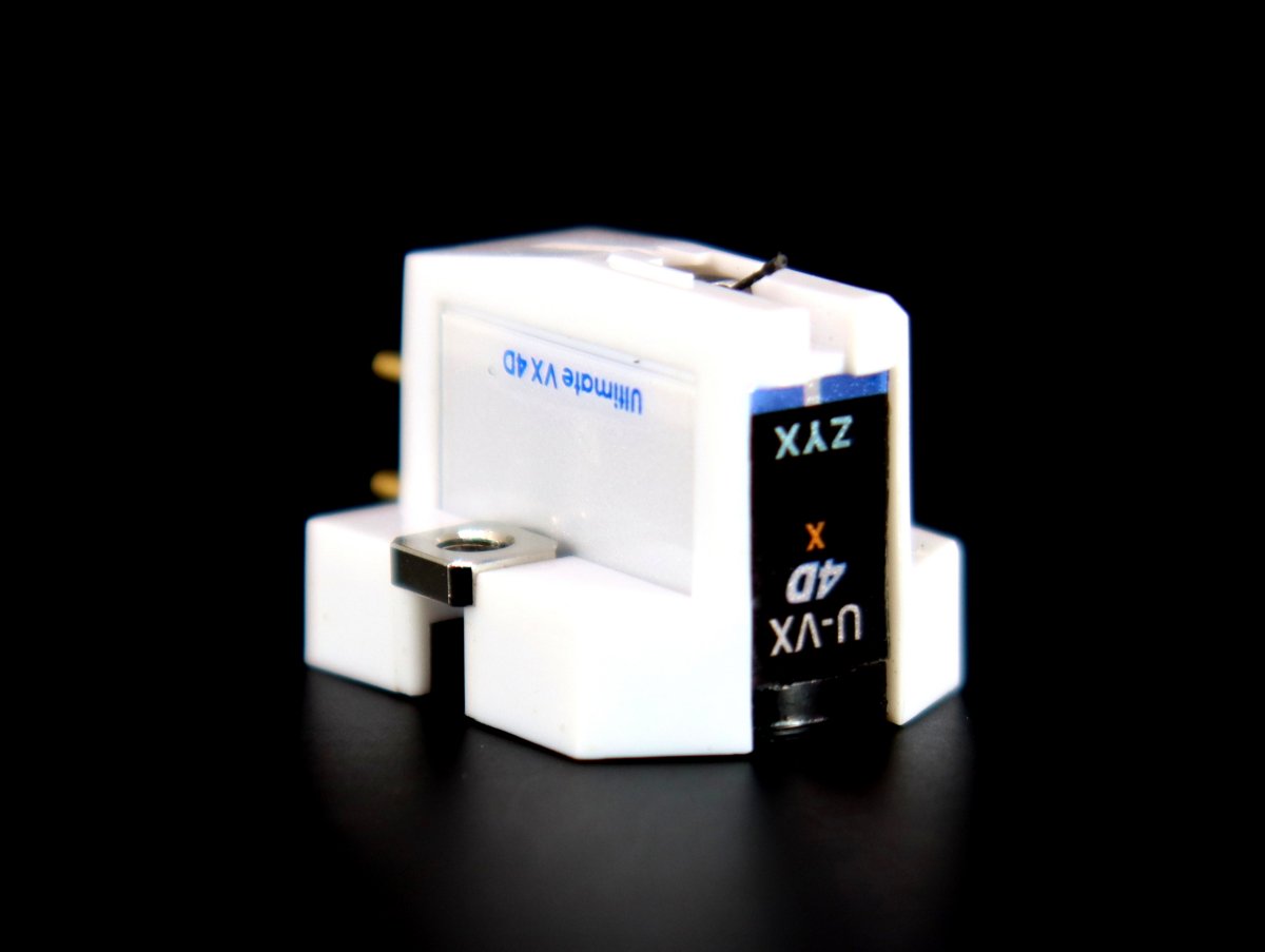 ZYX Ultimate VX 4D Phono Cartridge at Walden High-End Audio, ZYX official dealer. Hi-Fi Tervuren, High-End Audio Brussels, Phono Cartridges Brussels, Turntables Brussels