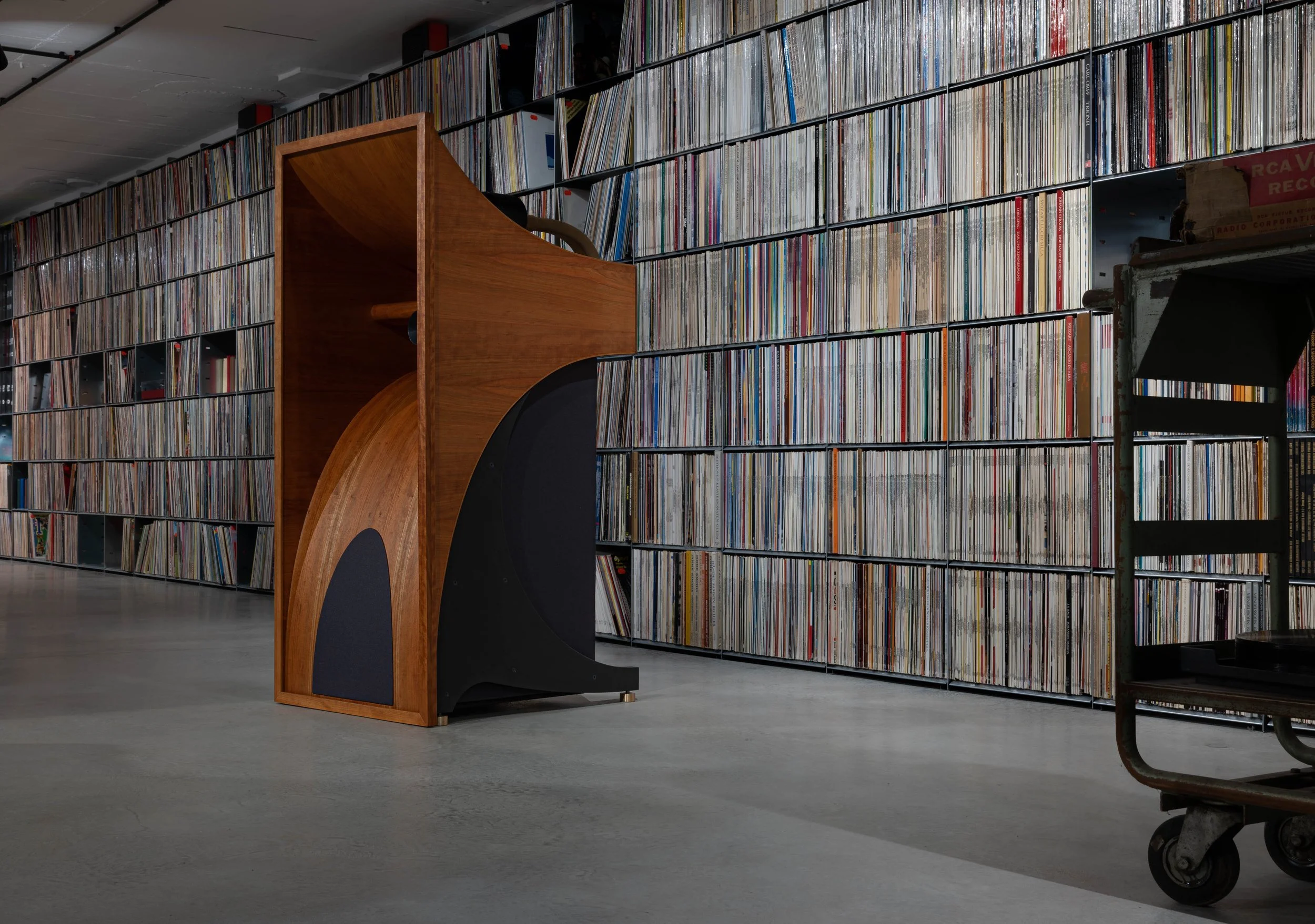 Tonapparate Maiesta Floor Standing Speaker at Walden High-End Audio, official Tonapparate dealer. High-End Audio Brussels, Loudspeakers Brussels, Floor Standing Loudspeakers Brussels, Hi-Fi Brussels, Hi-Fi Tervuren