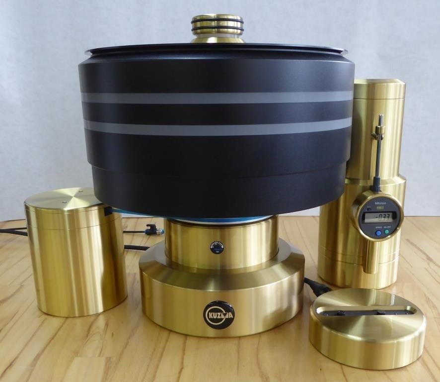 Walden High-End Audio Kuzma XL AIR Turntable