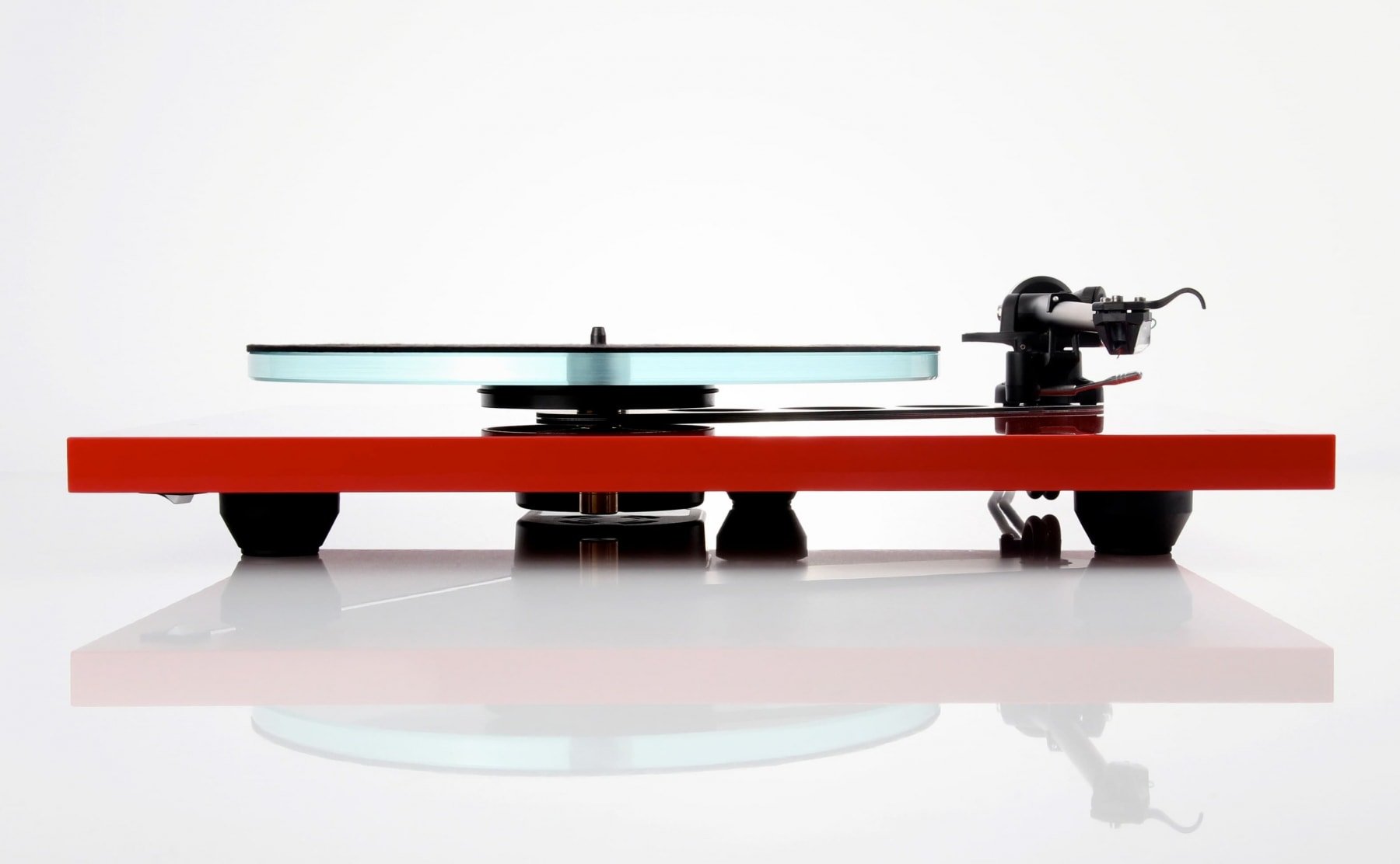 Walden High-End Audio Rega Planar 3 Turntable